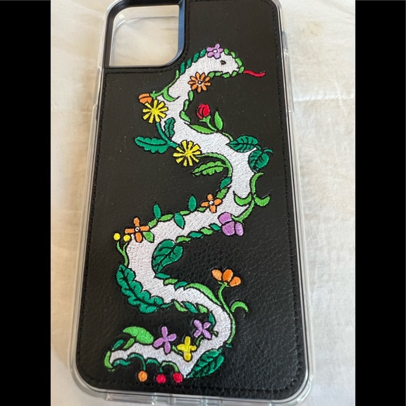 🎁IPHONE 11 PRO MAX CASE - Picture 2 of 4